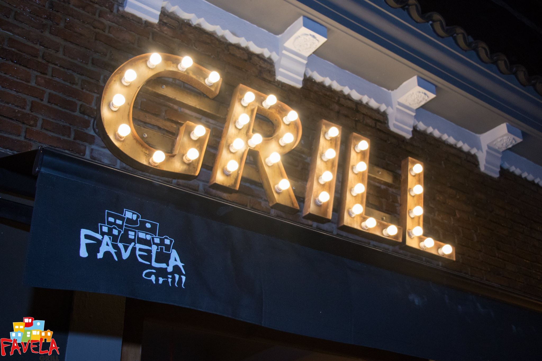 Favela Café & Grill